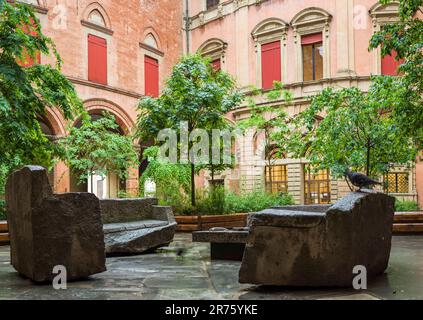 Italien, Bologna, Palazzo d'Accursio, Innenhof Stockfoto