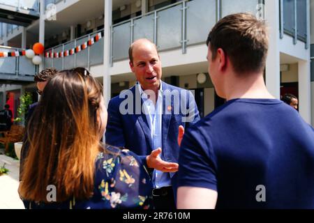 Der Prince of Wales nimmt an der Eröffnung von Centrepoint's Reuben House in London Teil, einer neuen Entwicklung, die einen Schlüsselteil des Programms Independent Living der Organisation zur Bekämpfung der Jugendarbeitslosigkeit in Süd-London bildet. Foto: Dienstag, 13. Juni 2023. Stockfoto