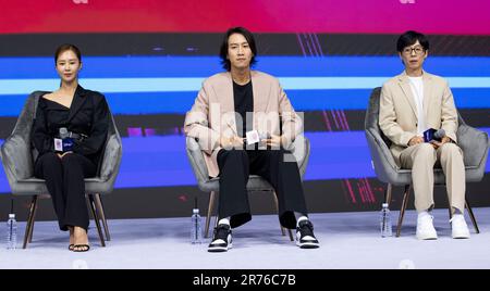 Seoul, Südkorea. 13. Juni 2023. (L bis R) südkoreanische Schauspielerin und Sängerin Kwon Yu-ri, Mitglied der Girl Group Girls' Generation, Schauspieler Lee Kwang-soo und Komiker und Schauspieler Yoo Jae-suk, Fotoaufruf für den Disney-Film „The Zone: Survival Mission Season 2“, Pressekonferenz in Seoul, Südkorea am 13. Juni 2023. Der Film wird am 14. Juni eröffnet. (Foto: Lee Young-ho/Sipa USA) Guthaben: SIPA USA/Alamy Live News Stockfoto