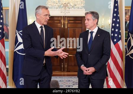 13. Juni 2023, Washington, Distric of Columbia, USA: Außenministerin ANTONY BLINKEN trifft sich mit NATO-Generalsekretär JENS STOLTENBERG und hält heute am 13. Juni 2023 eine Pressekonferenz im Hauptquartier des Außenministeriums in Washington DC, USA ab. (Kreditbild: © Lenin Nolly/ZUMA Press Wire) NUR REDAKTIONELLE VERWENDUNG! Nicht für den kommerziellen GEBRAUCH! Stockfoto