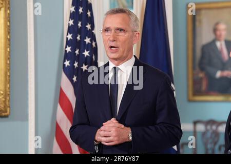 13. Juni 2023, Washington, Distric of Columbia, USA: NATO-Generalsekretär JENS STOLTENBERG spricht heute auf einer Pressekonferenz am 13. Juni 2023 in der Zentrale des Außenministeriums in Washington DC, USA. (Kreditbild: © Lenin Nolly/ZUMA Press Wire) NUR REDAKTIONELLE VERWENDUNG! Nicht für den kommerziellen GEBRAUCH! Stockfoto