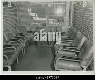 Blick auf die Teacher's Lounge an der Washington-Lee High School. Dieser Artikel ist ein Foto der Lehrerlounge der Washington-Lee High School. Dieses Foto wurde als Beweisstück Nr. 24 der Klägerin für den Bürgerrechtsfall Constance Carter, et al. v. The School Board of Arlington County, Virginia et al. Mittelatlantikregion (Philadelphia, PA). Fotodruck. Stockfoto