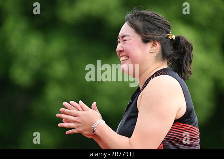 Kladno, Tschechische Republik. 13. Juni 2023. Der japanische Sportler Haruka Kitaguchi lächelt beim Speerwurf-Wettkampf im internationalen Sporttreffen Kladno throws am 13. Juni 2023 in Kladno, Tschechische Republik. Kredit: Michal Kamaryt/CTK Photo/Alamy Live News Stockfoto