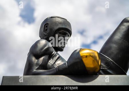 Colorado Springs, CO, USA - 7. Mai 2022: Die Skulpturen der Olympischen Spiele und Paralympischen Spiele der USA Stockfoto