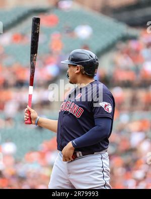 Cleveland Guardians erster Baseman Josh Naylor (22), der am 29. Mai 2023 im Oriole Park in Camden Yards in Baltimore, MD, auf das Feld in der Spitze des dritten Inning gegen die Baltimore Orioles wartet (Alyssa Howell/Image of Sport) Stockfoto