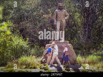 Simbabwe, Statue von David Livingstone an den Victoria Falls Stockfoto