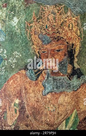 03 18 2012 Vintage-Gemälde mit Vajrapani-Fresken in den buddhistischen Höhlen von Ajanta Rock Cut Aurangabad Maharashtra Indien Asien Stockfoto