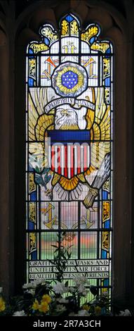 Buntglasfenster für das US-amerikanische Luftwaffenministerium. Chelmsford Cathedral, Essex, Großbritannien Stockfoto