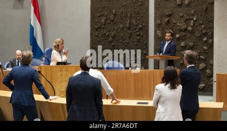 Den Haag, Niederlande. 14. Juni 2023. Thierry Baudet (FVD) während einer Debatte im Repräsentantenhaus über das Forschungsprogramm "Unabhängigkeit, Entkolonialisierung, Gewalt und Krieg in Indonesien 1945-1950". Im Februar dieses Jahres entschuldigte sich Rutte für die "extreme Gewalt" während des Unabhängigkeitskampfs der ehemaligen niederländischen Ost-Indischen Kolonie. ANP LEX VAN LIESHOUT/Alamy Live News niederlande out - belgien out Stockfoto