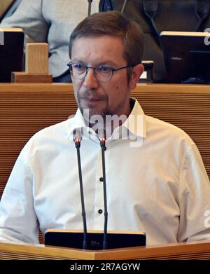 Namur, Belgien. 14. Juni 2023. Les Engages' Francois Desquesnes, abgebildet auf einer Plenartagung des Wallonischen Parlaments am Mittwoch, den 14. Juni 2023 in Namur. BELGA FOTO ERIC LALMAND Kredit: Belga News Agency/Alamy Live News Stockfoto