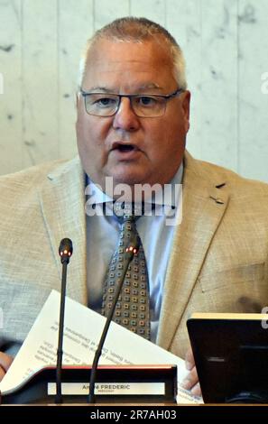 Namur, Belgien. 14. Juni 2023. Der Vorsitzende des Wallonischen parlaments Andre Frederic wurde auf einer Plenartagung des Wallonischen Parlaments am Mittwoch, den 14. Juni 2023 in Namur fotografiert. BELGA FOTO ERIC LALMAND Kredit: Belga News Agency/Alamy Live News Stockfoto