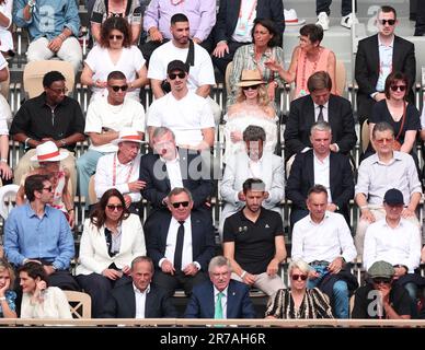 PARIS, FRANKREICH auf der 11. JUNI 2023; Thomas BACH - IOC-Präsident , Kylian MBAPPE, Football Pro und Zlatan IBRAHIMOVIC und Ehefrau (R), Yannick NOAH, (schwarzes Polohemd = ) TONY ESTANGUET, PRÄSIDENT DES PARISER Finalspiels 2024TENNIS zwischen Novak DJOKOVIC (Serbien) und Casper RUUD (Norwegen) - FINALE der French Open 2023 bei Roland Garros am Hof Philippe Chatrier in Paris am 11. Juni 2023. - Copyright © Fabien BOUKLA / ATP images (BOUKLA Fabien / ATP / SPP) Stockfoto