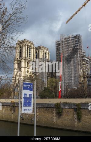 Baustelle Notre-Dame in Paris, Frankreich. 24. März 2023. Stockfoto