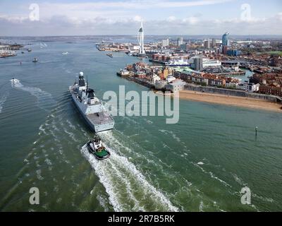 HMS Diamond (D34), einer von sechs Zerstörern des Typs 45, die bei der Royal Navy im Einsatz sind. Stockfoto