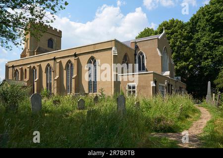 Die historische und restaurierte St. Mary's Kirche, Walthamstow Village, London UK, im Sommer Stockfoto