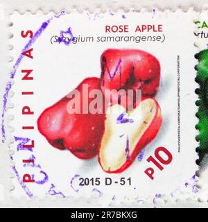 MOSKAU, RUSSLAND - JUNI 8 2023: Auf den Philippinen aufgedruckte Briefmarken zeigen Rosenapfel, Popular Fruits der Philippinen-Serie, ca. 2015 Stockfoto