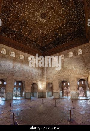 Halle der Botschafter in den Nasriden Palästen der Alhambra - Granada, Andalusien, Spanien Stockfoto