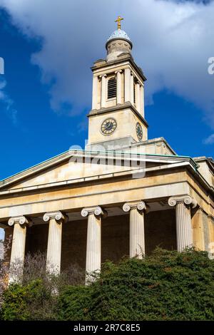 Das Äußere von St. Peters Church am Eaton Square in London, Großbritannien. Stockfoto