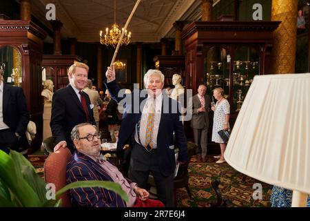 David Oldroyd-Bolt, James Hughes-Onslow, John Fingleton beim Oldie Literary Lunch 13-06-23 Stockfoto