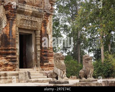 Preah Ko Tempel auf Roluos-Stätte, Provinz Siem Reap, Angkor's Temple Complex 1192 von der UNESCO zum Weltkulturerbe erklärt, erbaut 880, Kambodscha Stockfoto