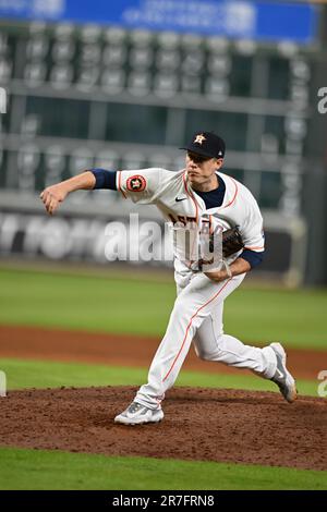 Der Houston Astros Relief Pitcher Phil Maton (88) ist der Sieger im 9. Inning während des MLB-Spiels zwischen den Washington Nationals Stockfoto