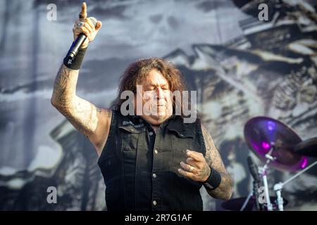 Solvesborg, Schweden. 07., Juni 2023. Die amerikanische Thrash Metal Band Testament tritt während des schwedischen Musikfestivals Sweden Rock Festival 2023 in Solvesborg auf. Hier wird der Sänger Chuck Billy live auf der Bühne gesehen. (Foto: Gonzales Photo - Terje Dokken). Stockfoto