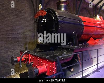 Hogwarts Express-Zug, Warner Brothers Studio Tour, The Making of Harry Potter, London. Stockfoto