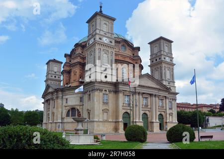 Vicoforte, Piedmont, Italien - 06-10-2023- das Heiligtum von Vicoforte (auch bekannt als Santuario Regina Montis Regalis) Stockfoto