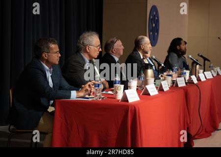 Brooklyn, New York, USA. 15. Juni 2023. Das New Yorker Vermietungsleitlinienamt veranstaltet eine Anhörung in St. Francis College für Mieterhöhungen. Stockfoto