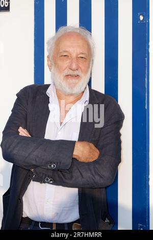 Cabourg, Frankreich. 15. Juni 2023. Francois Berléand nimmt am 15. Juni 2023 am Cabourg Film Festival 37. in Cabourg, Frankreich, Teil. Kredit: Bernard Menigault/Alamy Live News Stockfoto