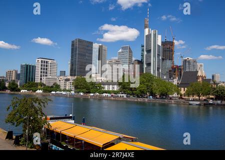 Blick auf die Skyline von Frankfurt am Main Stockfoto