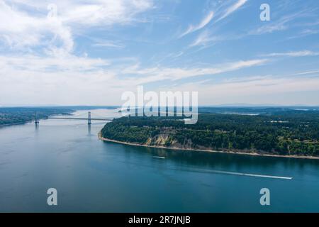 Point Defiance und Tacoma Narrows aus der Vogelperspektive Stockfoto