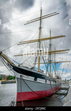 Dreimastschiff „Glenlee“ im Hafen von Glasgow, Schottland, Großbritannien. Schwarzweißfotografie Stockfoto