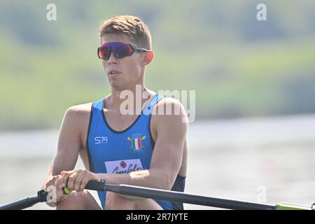 Varese, Italien. 16. Juni 2023. VLightweight Men's Single Sculls, Niels Torre (ITA) während des 2023 World Ruwing Cup II Credit: Live Media Publishing Group/Alamy Live News Stockfoto