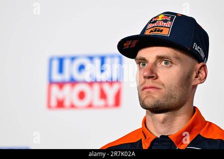 Hohenstein Ernstthal, Deutschland. 15. Juni 2023. Pressekonferenz vor dem MotoGP Liqui Moly Motorrad Grand Prix Deutschland am Sachsenring Circuit. 15. Juni 2023 in Bild: Brad Binder Rueda de prensa previa al Gran Premio Liqui Moly Motorrad de MotoGP de Alemania en el Circuito de Sachsenring, 15 de Junio de 2023 POOL/ MotoGP.com/Cordon Pressebilder dienen ausschließlich redaktionellen Zwecken. Erforderlicher Kredit: © motogp.com Kredit: CORDON PRESS/Alamy Live News Stockfoto