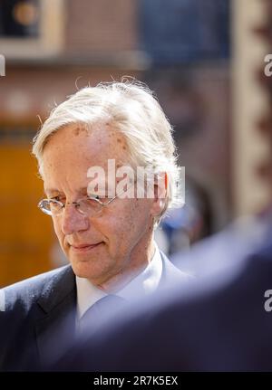 Den Haag, Niederlande. 16. Juni 2023. Robbert Dijkgraaf, Minister für Bildung, Kultur und Wissenschaft, im Binnenhof vor der wöchentlichen Tagung des Ministerrates. ANP SEM VAN DER WAL/Alamy Live News niederlande out - belgien out Stockfoto