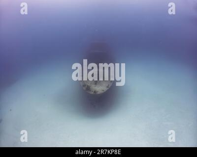 Das Wrack des P31 Patrouillenbootes in Comino, Malta Stockfoto