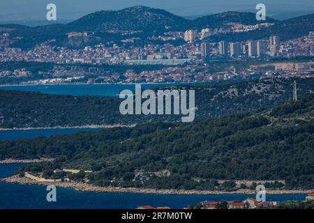 Foto aufgenommen am 14. Juni 2023. Zeigt Panoramablick auf Sibenik in Kroatien. Foto: Zvonimir Barisin/PIXSELL Stockfoto