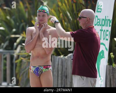 Rennes, Frankreich. 16. Juni 2023. Leon Marchand und Bob Bowman bei den französischen Elite-Schwimmmeisterschaften am 16 2023. Juni in Rennes, Frankreich - Foto Laurent Lairys/DPPI Credit: DPPI Media/Alamy Live News Stockfoto