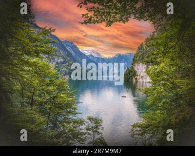 Blick vom Malerwinkel am Königssee bei Sonnenuntergang Stockfoto