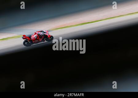 Sachsenring, Hohenstein-Ernstthal, Sachsen, Deutschland. 16. Juni 2023. 2023 Deutscher MotoGP, Freier Trainingstag; Nummer 23 Ducati Lenovo Teamreiterin Enea Bastianini während der Übung 2 beim deutschen MotoGP Credit: Action Plus Sports/Alamy Live News Stockfoto