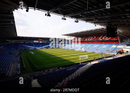Ein allgemeiner Blick auf das Innere des Cardiff City Stadions vor dem