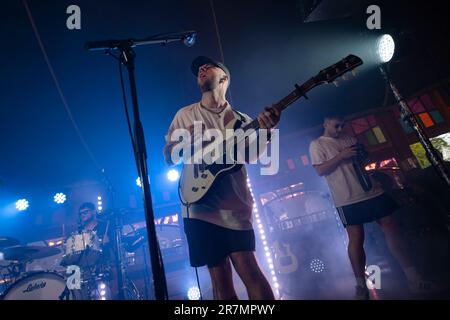 Bergen, Norwegen. 15. Juni 2023. Die englische Indie-Rockband The Reytons führt während des norwegischen Musikfestivals Bergenfest 2023 in Bergen ein Live-Konzert auf. (Foto: Gonzales Photo/Alamy Live News Stockfoto