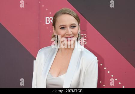 München, Deutschland. 16. Juni 2023. Schauspielerin Anna Maria Mühe kommt zum Prinzregententheater für die Verleihung der Bayerischen Filmpreise. Kredit: Felix Hörhager/dpa/Alamy Live News Stockfoto