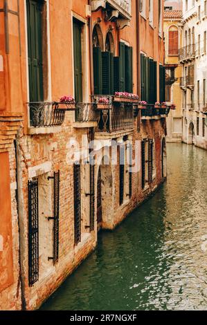 Kanal in Venedig, Italien. Architektur und Wahrzeichen von Venedig Stockfoto