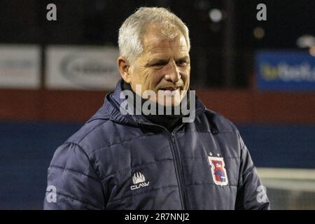 Curitiba, Brasilien. 16. Juni 2023. PR - CURITIBA - 06/16/2023 - PARANAENSE B 2023, PARANA CLUBE X ARAUCARIA - Fahel Junior Coach von Parana Clube während eines Spiels gegen Araucaria im Durival de Britto Stadion für die Paranaense B 2023 Meisterschaft. Foto: Robson Mafra/AGIF/Sipa USA Kredit: SIPA USA/Alamy Live News Kredit: SIPA USA/Alamy Live News Stockfoto