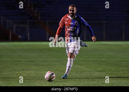 Curitiba, Brasilien. 16. Juni 2023. PR - CURITIBA - 06/16/2023 - PARANAENSE B 2023, PARANA CLUBE X ARAUCARIA - Joao Gabriel Spieler von Parana Clube während eines Spiels gegen Araucaria im Durival de Britto Stadion für die Paranaense B 2023 Meisterschaft. Foto: Robson Mafra/AGIF/Sipa USA Kredit: SIPA USA/Alamy Live News Kredit: SIPA USA/Alamy Live News Stockfoto