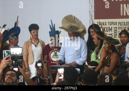 Salvador, Brasilien. 16. Juni 2023. 5. Auflage des Terra Livre Bahia-Camps, in Anwesenheit von Gouverneur Jerônimo Rodrigues, heute Freitag Nachmittag (16), im Außenbereich der Legislativversammlung von Bahia (Alba) in Salvador (BA). Kredit: Mauro Akin Nassor/FotoArena/Alamy Live News Stockfoto