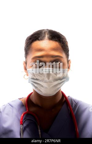 Gesundheitsfachkraft trägt Gesichtsmaske. Stockfoto