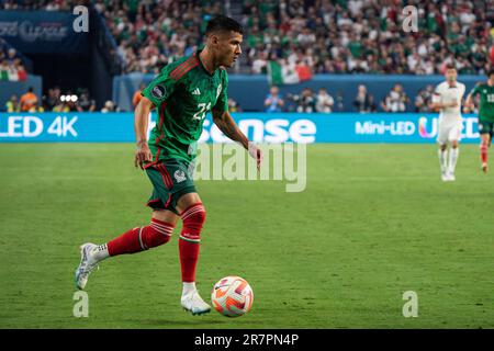 Mexikanischer Mittelfeldspieler Uriel Antuna (21) während eines Halbfinalspiels der CONCACAF Nations League gegen die USA am Donnerstag, den 15. Juni 2023, im Allegiant Stadium, Stockfoto